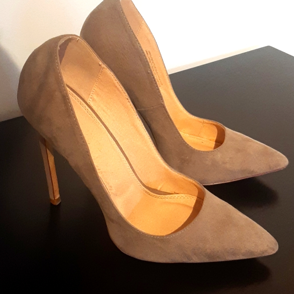 Suede beige heels